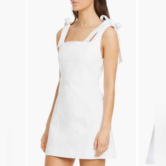 alice + olivia Maryann White “Vintage Sugar” Tie Shoulder Mini Denim Dress - Picture 1 of 6